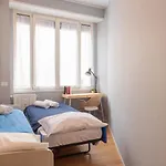 The Best Rent - Lovely Two-Bedroom Apartment Near Bocconi University